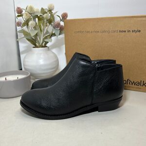 Soft Walk Rocklin Round Toe Block Heel Leather Booties Black Women's 6.5 W NWB
